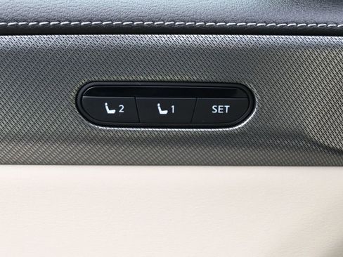 Used 2023 INFINITI QX60 Luxe w/ Cargo Package FWD image 5