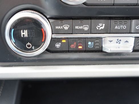 Certified 2024 Ford Expedition Max XLT image 33