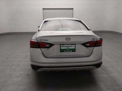 Used 2023 Nissan Altima 2.5 SV FWD image 6