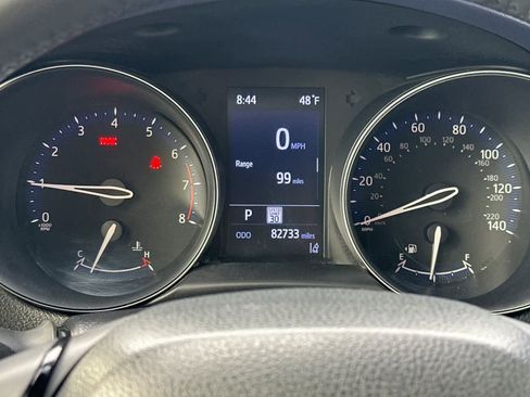 Used 2021 Toyota C-HR XLE FWD image 24