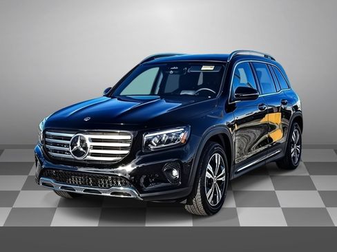 New 2026 Mercedes-Benz GLB 250 4MATIC image 3