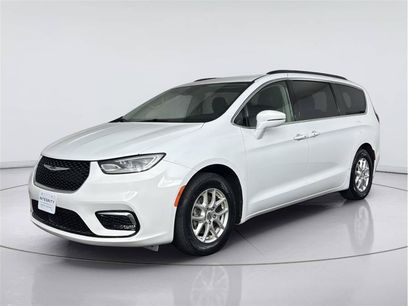 Used 2022 Chrysler Pacifica Touring-L