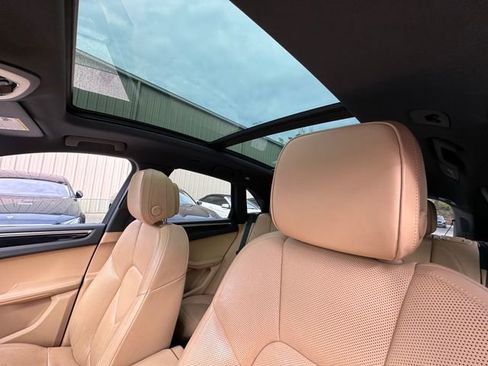 Used 2018 Porsche Macan w/ Premium Package Plus image 36