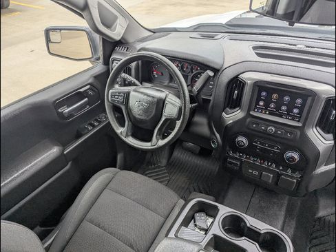 Used 2025 Chevrolet Silverado 1500 Custom Trail Boss AWD/4WD image 26