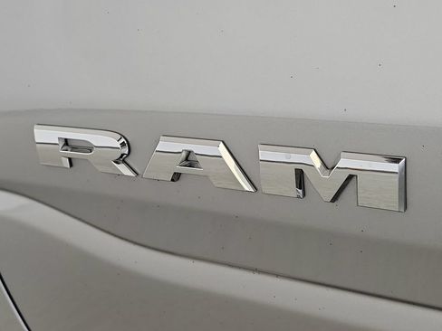 Used 2023 RAM 1500 Big Horn AWD/4WD image 7