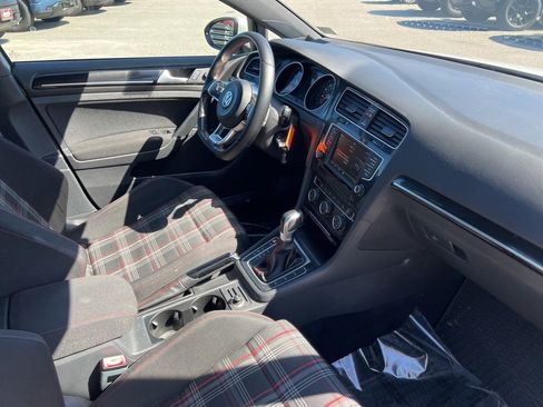 Used 2016 Volkswagen GTI S image 33