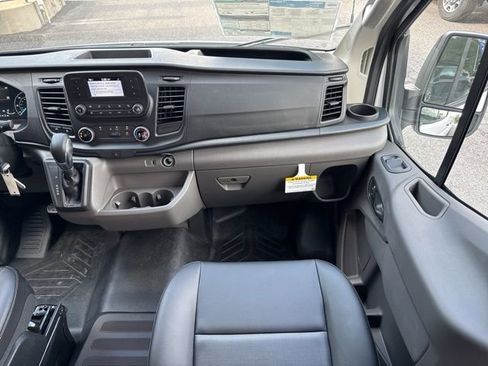 New 2025 Ford Transit 250 Low Roof w/ Load Area Protection Package RWD image 31