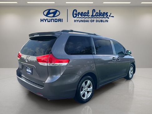 Used 2013 Toyota Sienna LE w/ Towing Pkg FWD image 5