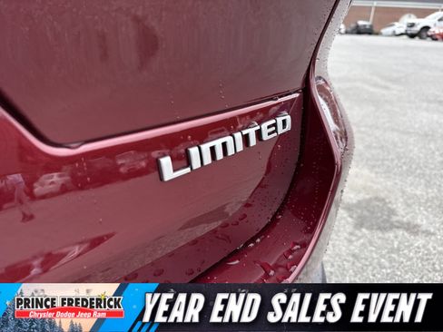 New 2025 Jeep Grand Cherokee L Limited image 13