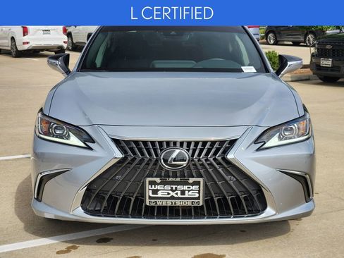 Used 2025 Lexus ES 350 w/ Premium Package image 2