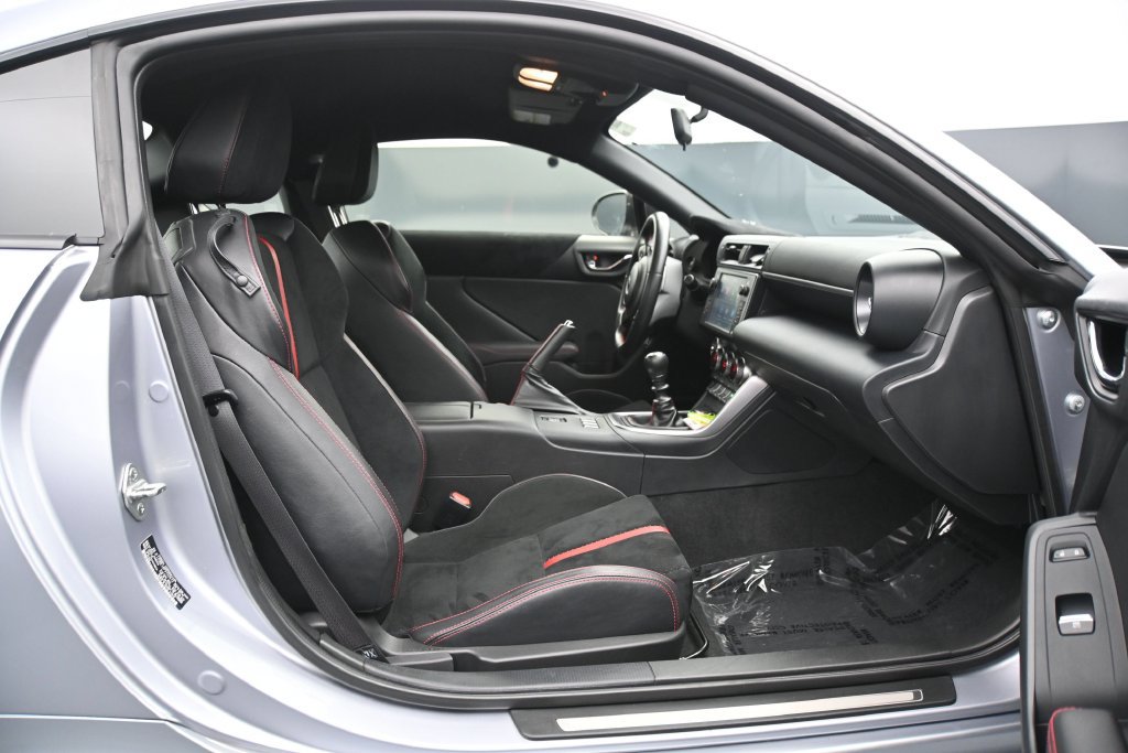 Used 2023 Subaru BRZ Limited RWD image 13