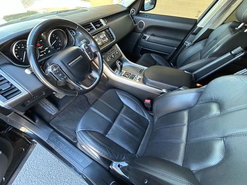 Used 2016 Land Rover Range Rover Sport SE image 13