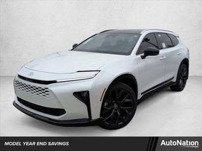 New 2025 Toyota Crown Signia