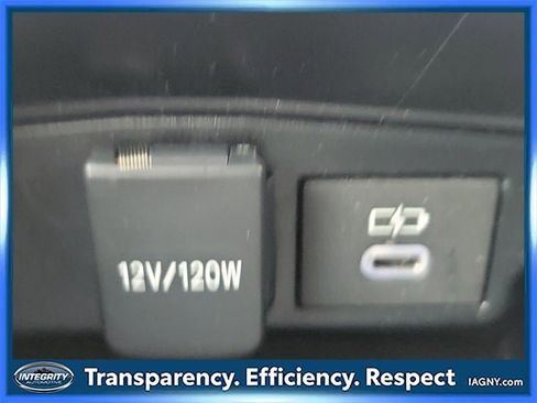 Used 2024 Toyota Corolla Cross L image 26