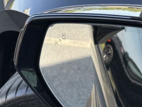 Used 2023 Chevrolet Corvette Stingray Premium Cpe w/ Z51 Performance Package image 15