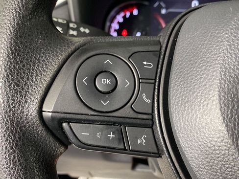 Used 2024 Toyota RAV4 LE AWD/4WD image 20