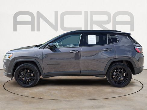 Used 2024 Jeep Compass Latitude w/ Altitude Special Edition AWD/4WD image 6