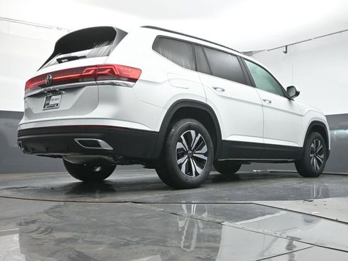 New 2026 Volkswagen Atlas SE FWD image 33