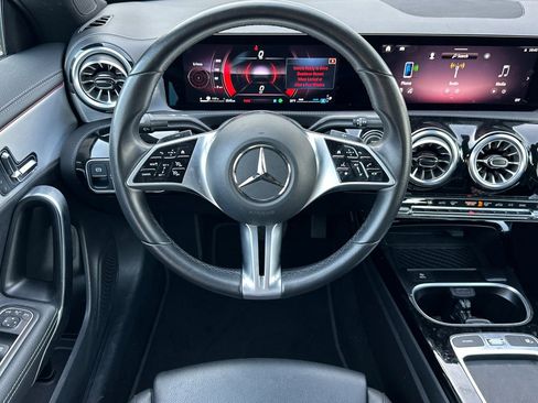 Used 2025 Mercedes-Benz CLA 250 image 16