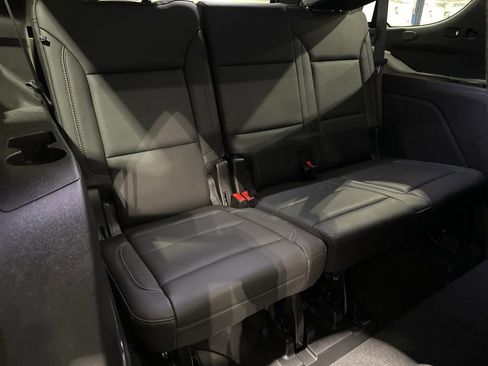 Used 2021 Chevrolet Tahoe Z71 AWD/4WD image 23