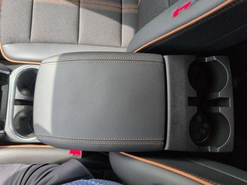 New 2026 GMC Canyon AT4 AWD/4WD image 28