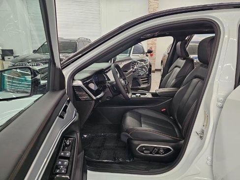 Used 2024 Jeep Wagoneer Launch Edition image 29