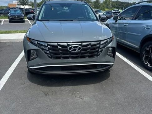 Used 2024 Hyundai Tucson SEL w/ Convenience Package FWD image 2