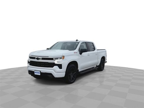 Used 2022 Chevrolet Silverado 1500 RST w/ Z71 Off-Road Package image 4
