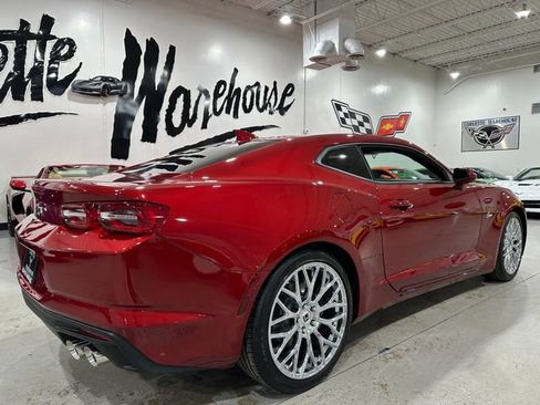 Used 2022 Chevrolet Camaro LT RWD image 30