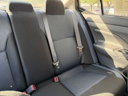 Used 2025 Nissan Versa SV FWD image 37