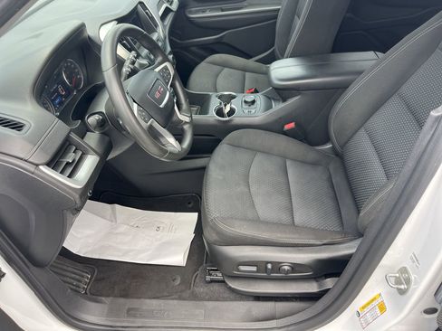 Used 2022 GMC Terrain SLE w/ Driver Convenience Package FWD image 16