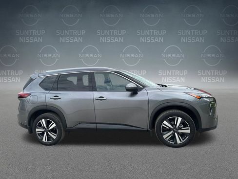 Used 2025 Nissan Rogue SL w/ SL Premium Package AWD/4WD image 42