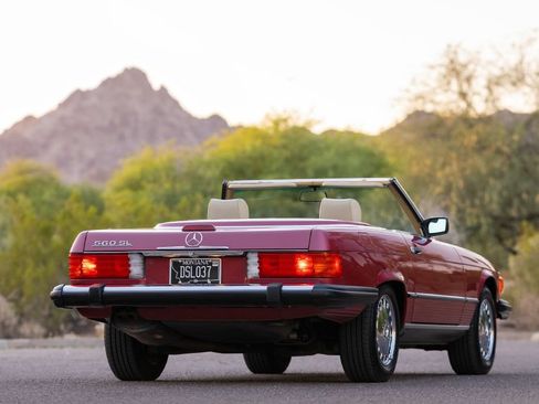 Used 1989 Mercedes-Benz 560 SL image 31