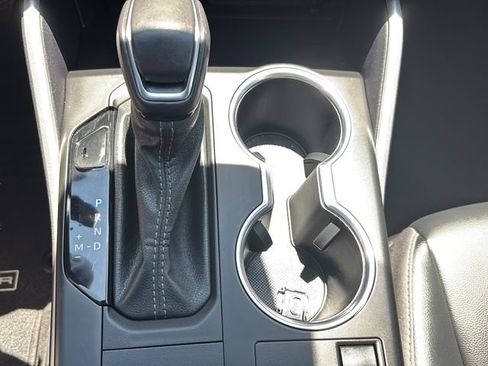 Used 2024 Toyota Highlander XSE FWD image 24