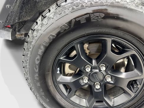 Used 2021 Jeep Wrangler Sport AWD/4WD image 74