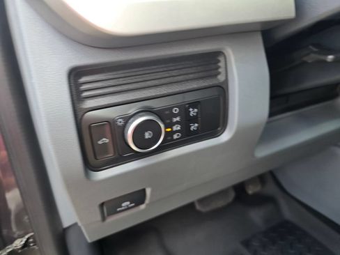 Used 2024 Ford F250 XLT w/ FX4 Off-Road Package AWD/4WD image 26