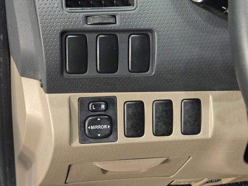 Used 2006 Toyota Tacoma 2WD Access Cab image 11