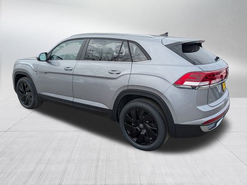 New 2026 Volkswagen Atlas Cross Sport SE AWD/4WD image 3