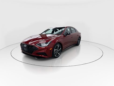 Used 2023 Hyundai Sonata SEL Plus image 4