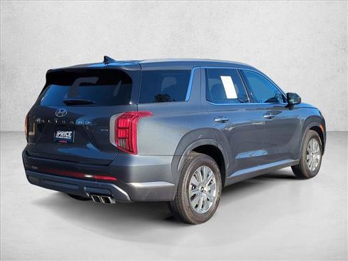 Used 2023 Hyundai Palisade SEL w/ Cargo Package image 6