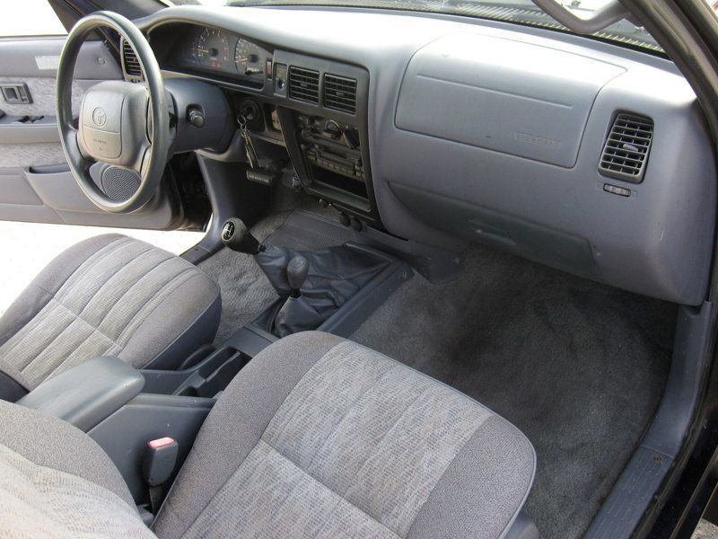 Used 1999 Toyota Tacoma 4x4 Xtracab w/ SR5 Pkg image 25