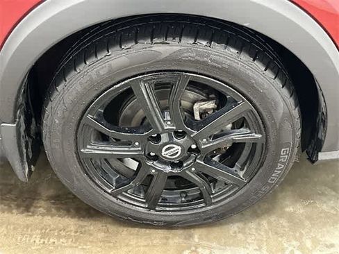 Used 2021 Nissan Kicks SR w/ SR Premium Package image 5