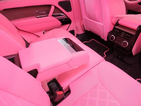 Used 2025 Land Rover Range Rover SE image 29