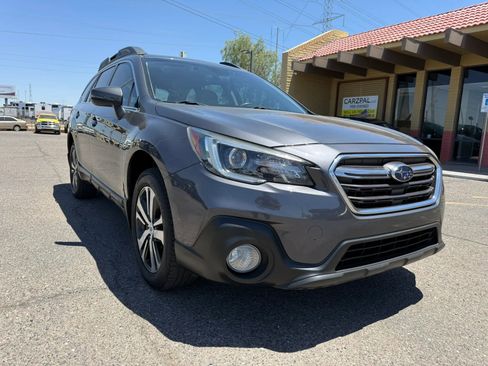 Used 2018 Subaru Outback 3.6R Limited AWD/4WD image 14