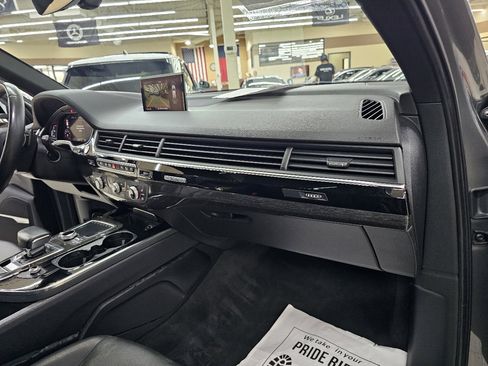 Used 2018 Audi Q7 3.0T Premium Plus w/ Premium Plus Package image 25