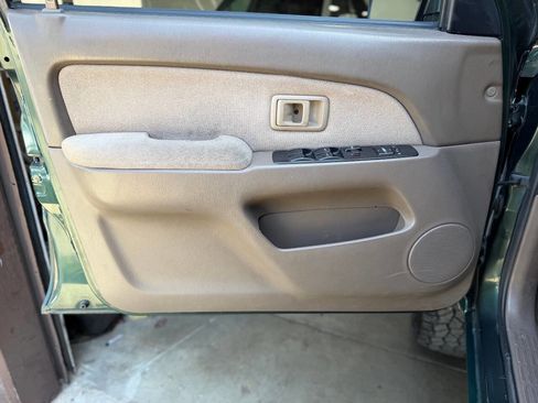 Used 2000 Toyota 4Runner 2WD image 16