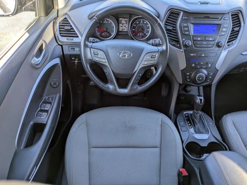 Used 2013 Hyundai Santa Fe Sport w/ Popular Equipment Pkg image 4