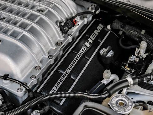 Used 2021 Dodge Challenger SRT Hellcat Redeye image 98