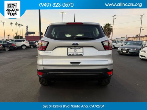 Used 2017 Ford Escape S image 5
