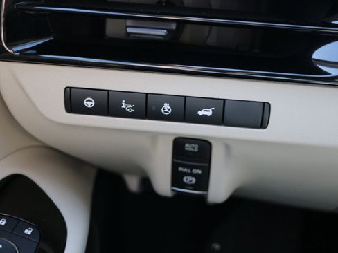 Used 2025 Nissan Murano Platinum w/ Cargo Package image 22